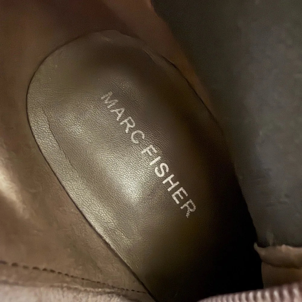 Marc Fisher View suede bootie Size 8.5